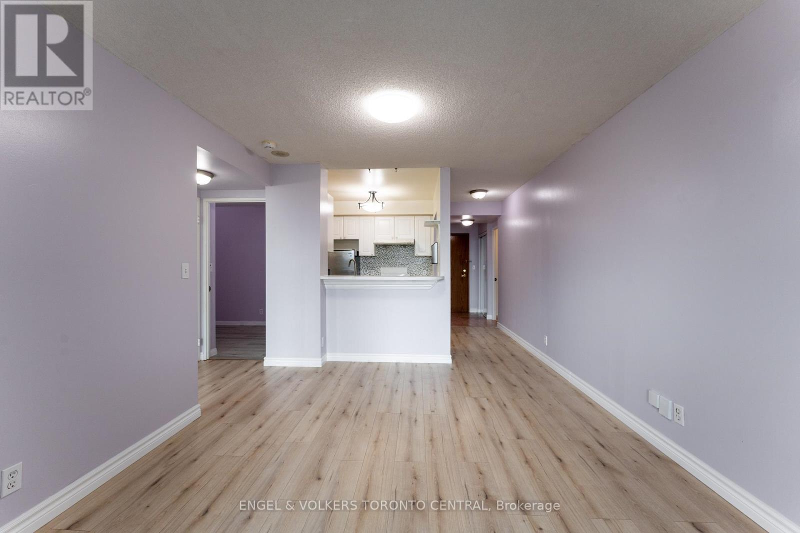 Photo 41 of 715 1 Lee Centre Drive, Toronto ON