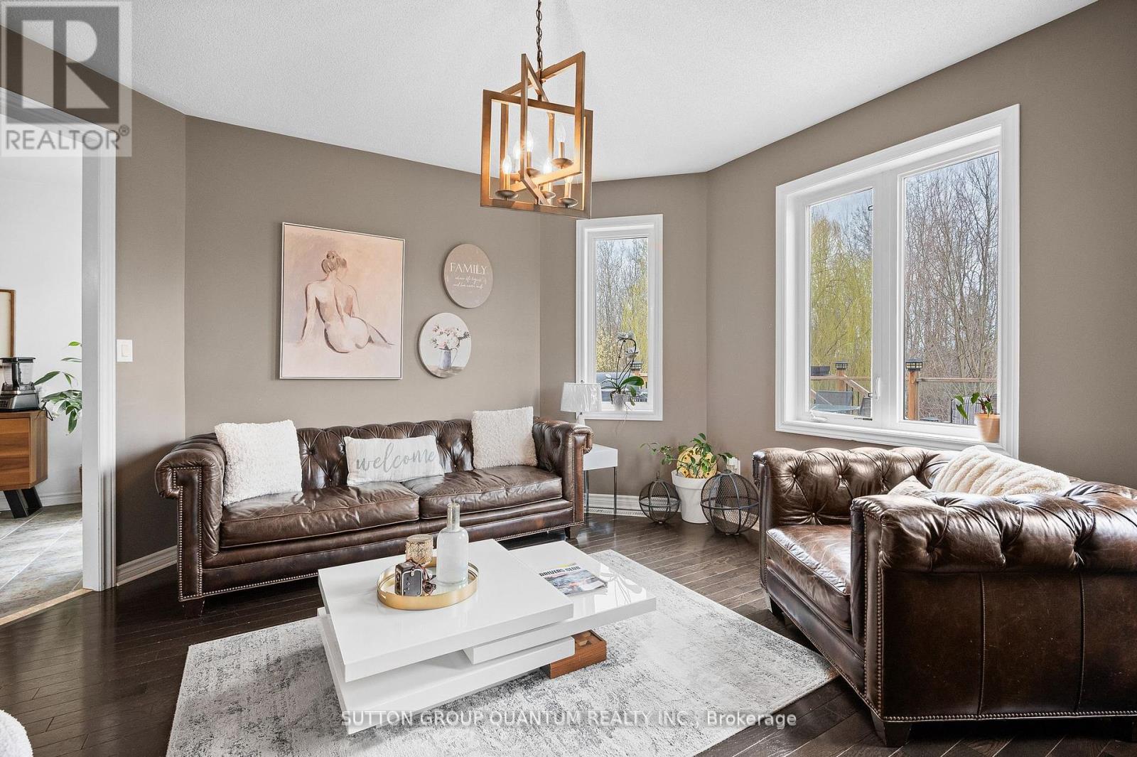 Photo 10 of 58 Blanchard Crescent, Essa ON