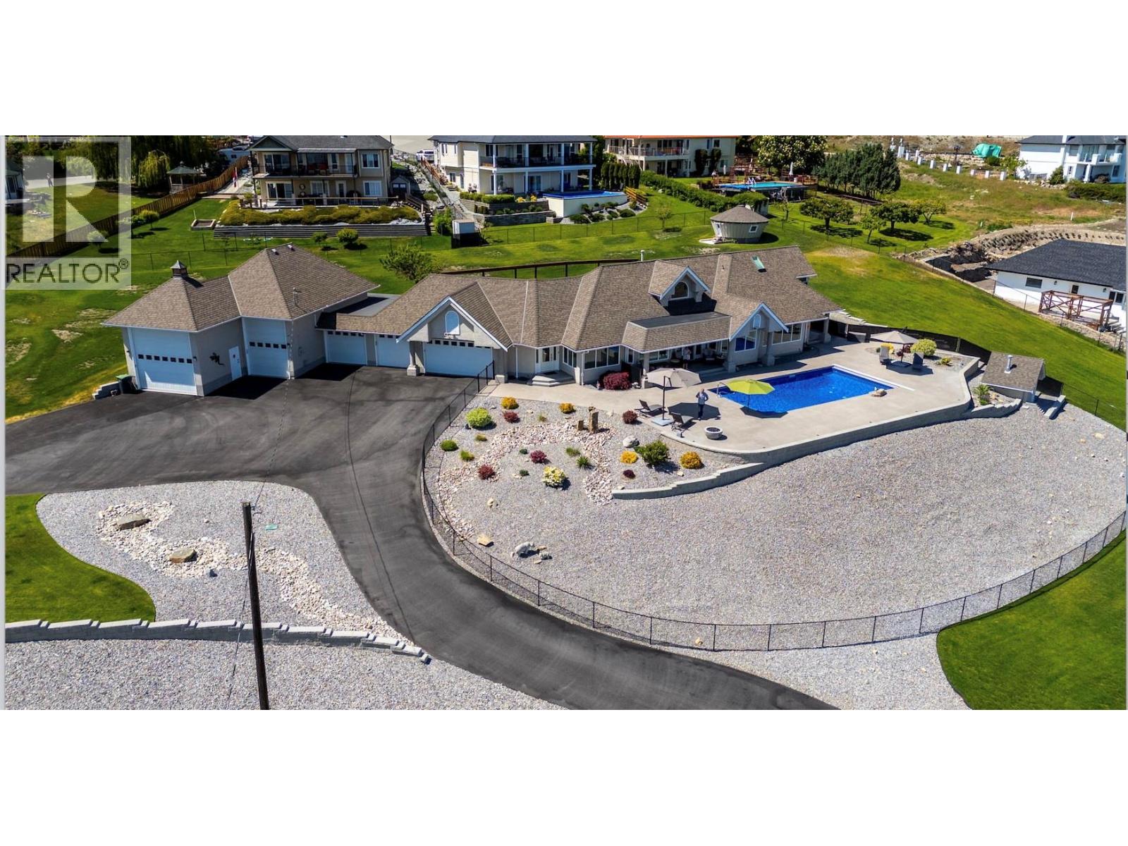 6130 Lipsett Avenue, Peachland
