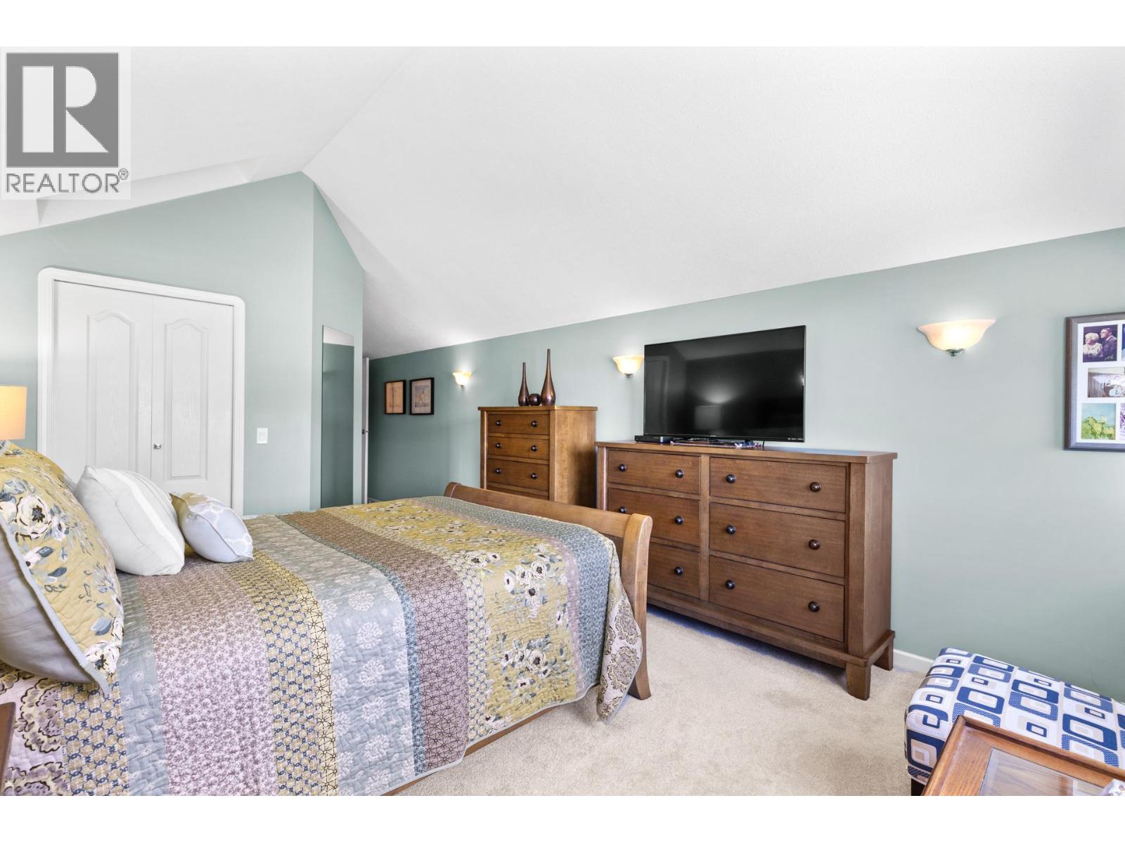 6130 Lipsett Avenue, Peachland
