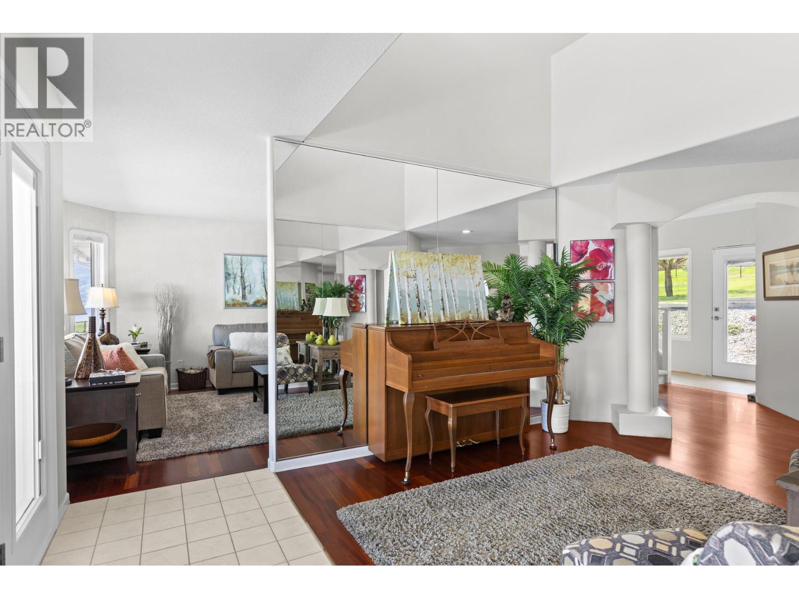 6130 Lipsett Avenue, Peachland