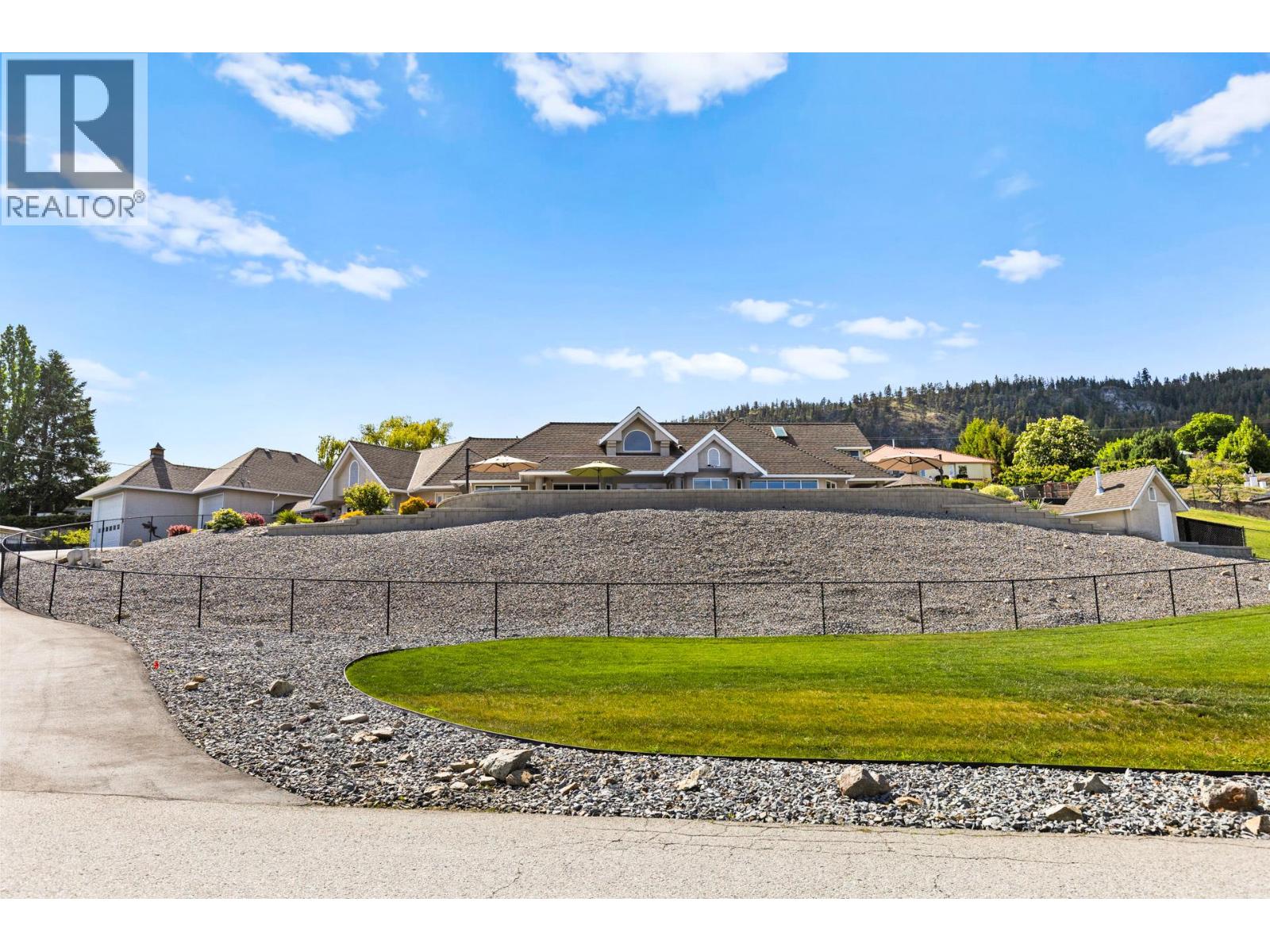 6130 Lipsett Avenue, Peachland