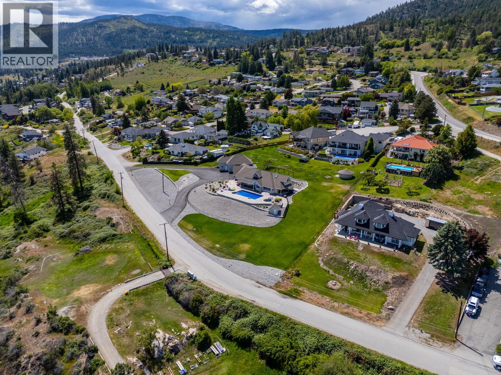 6130 Lipsett Avenue, Peachland