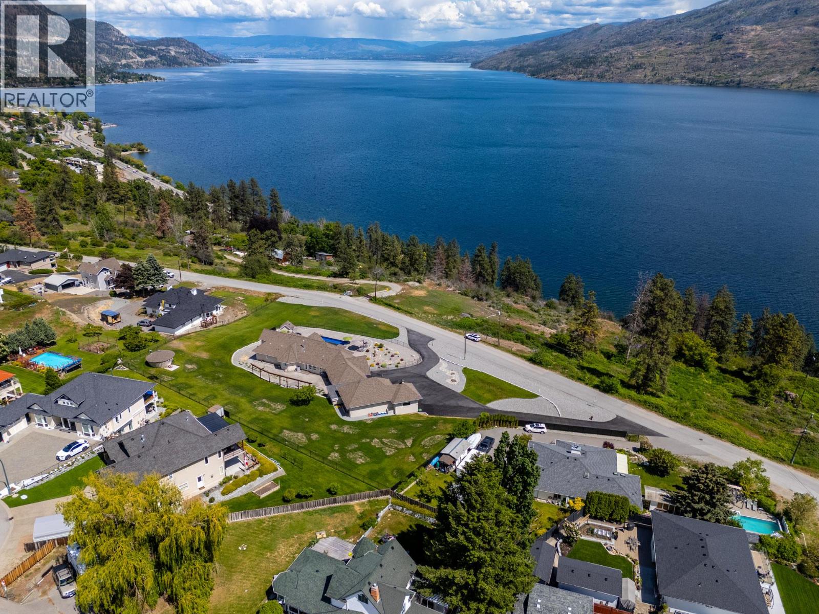 6130 Lipsett Avenue, Peachland