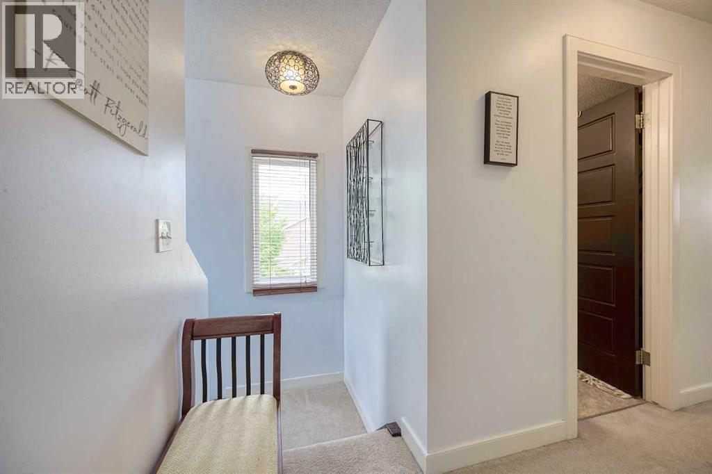 Single Family House for Sale in  Pantego Lane NW Panorama Hills Calgary 