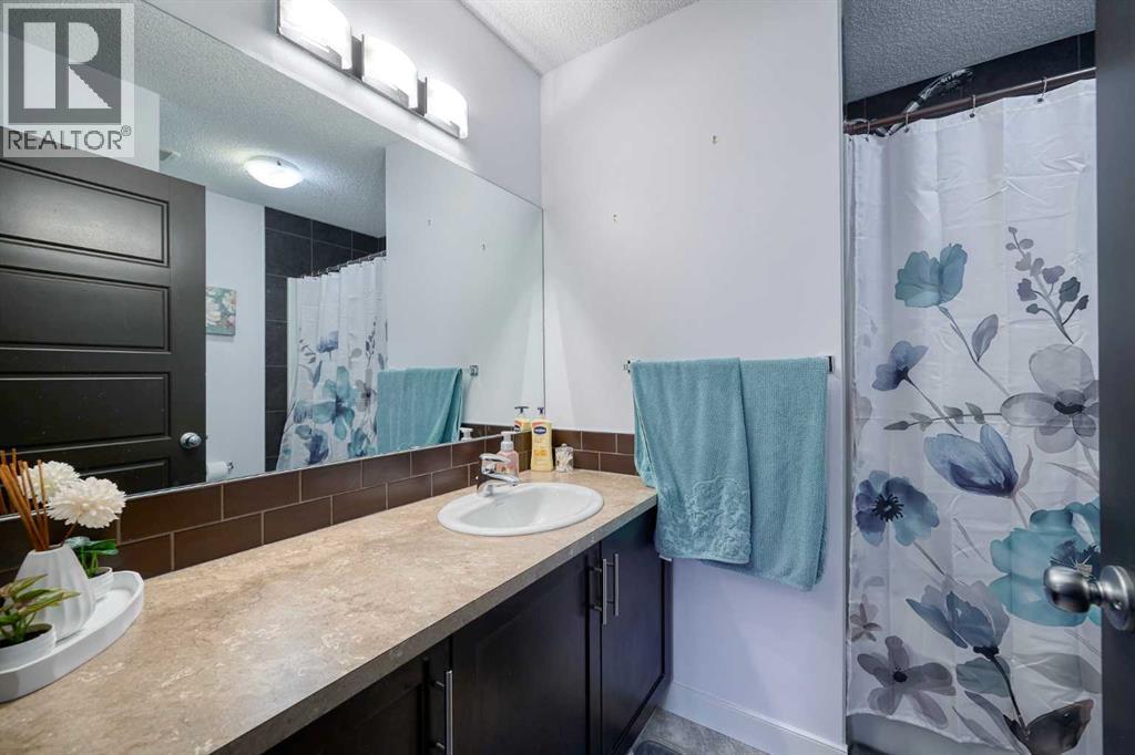 Single Family House for Sale in  Pantego Lane NW Panorama Hills Calgary 