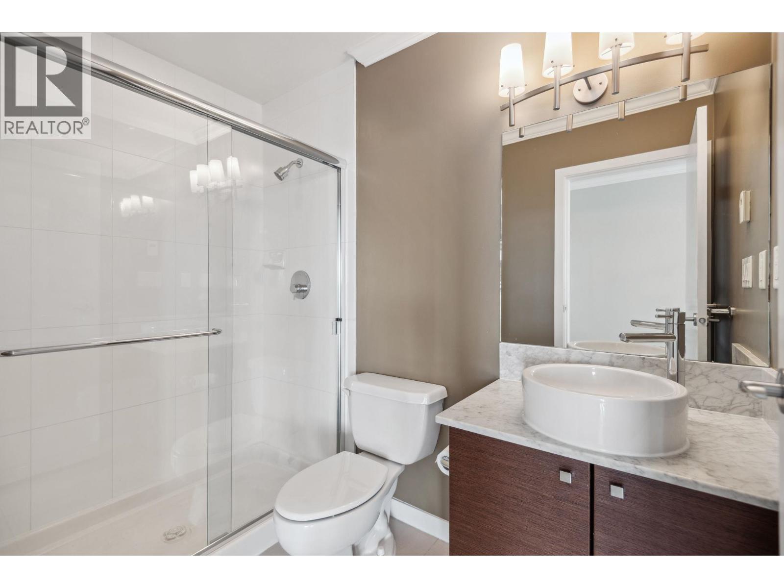 Photo 4 of 1802 6888 Alderbridge Way, Richmond BC