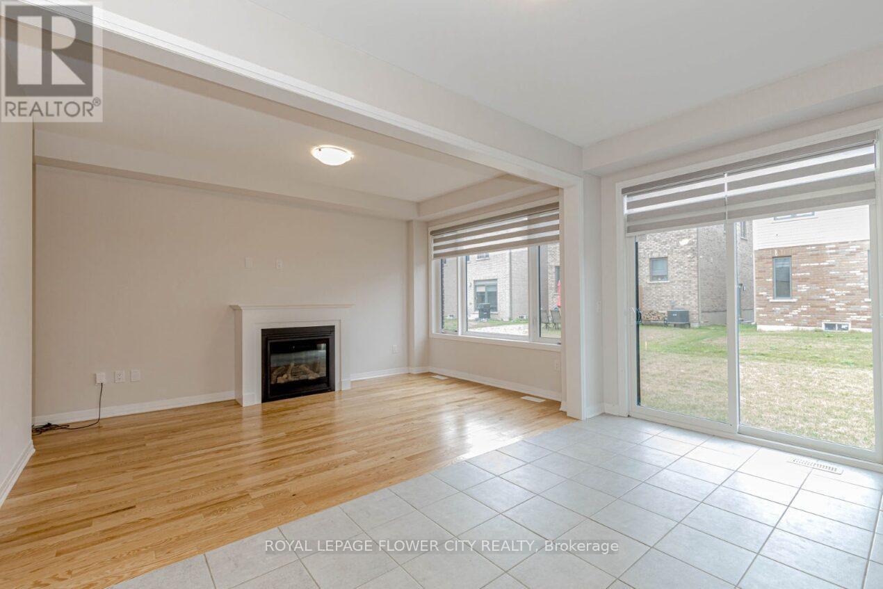 Photo 41 of 14 Prince Phillip Boulevard, North Dumfries ON