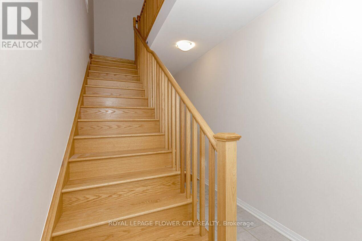 Photo 25 of 14 Prince Phillip Boulevard, North Dumfries ON