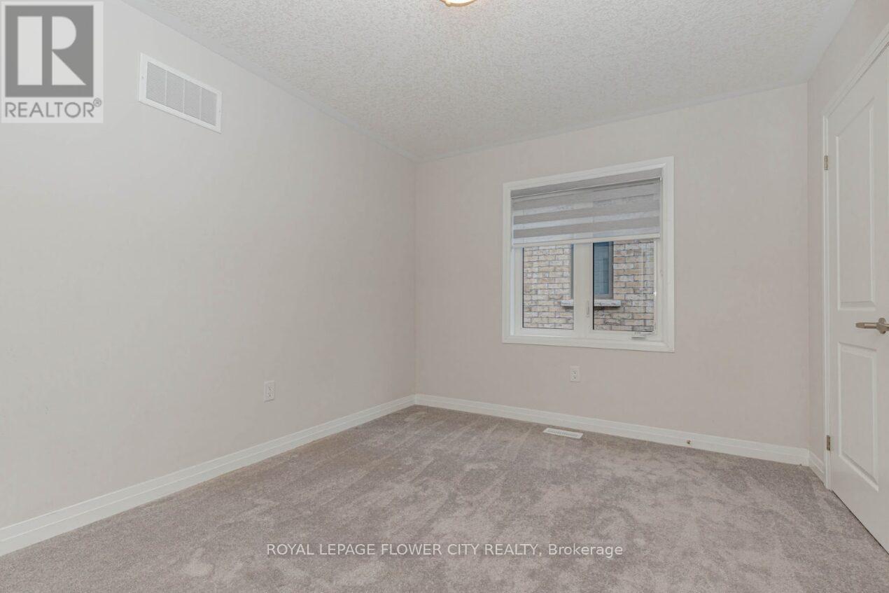 Photo 17 of 14 Prince Phillip Boulevard, North Dumfries ON
