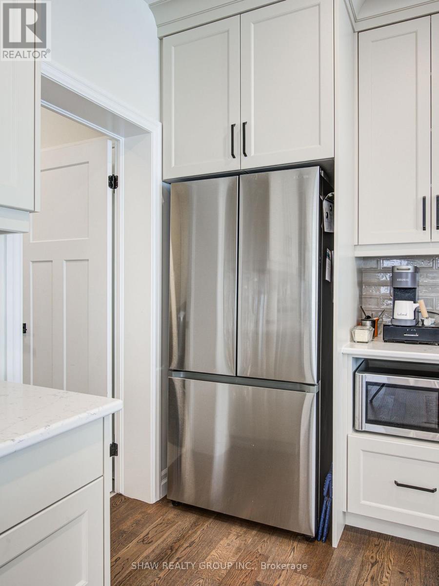 Photo 16 of 111 Livingston Drive, Tillsonburg ON