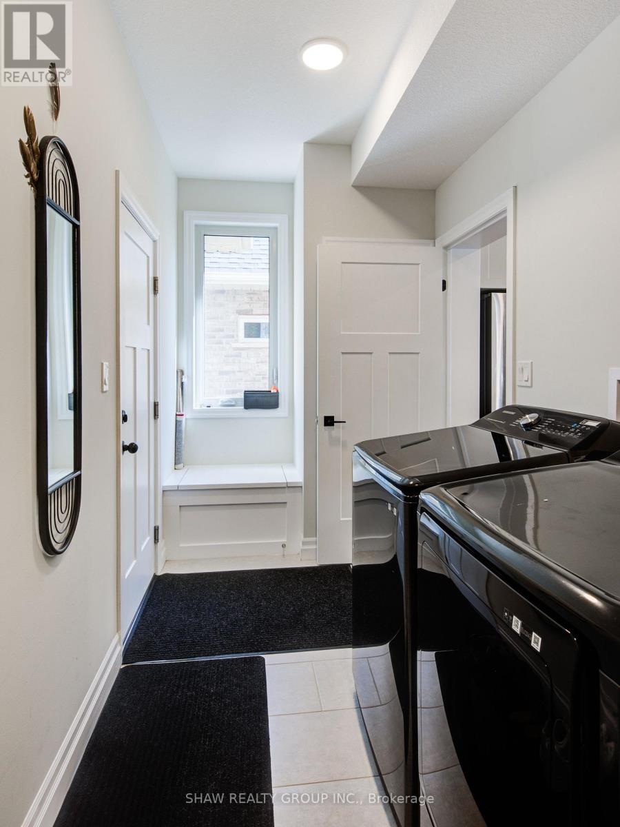 Photo 10 of 111 Livingston Drive, Tillsonburg ON