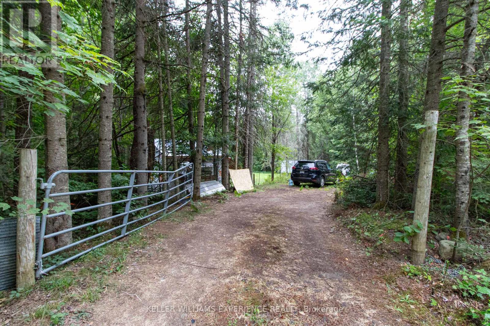 Photo 7 of 1415 Long Lake Road, Perry ON
