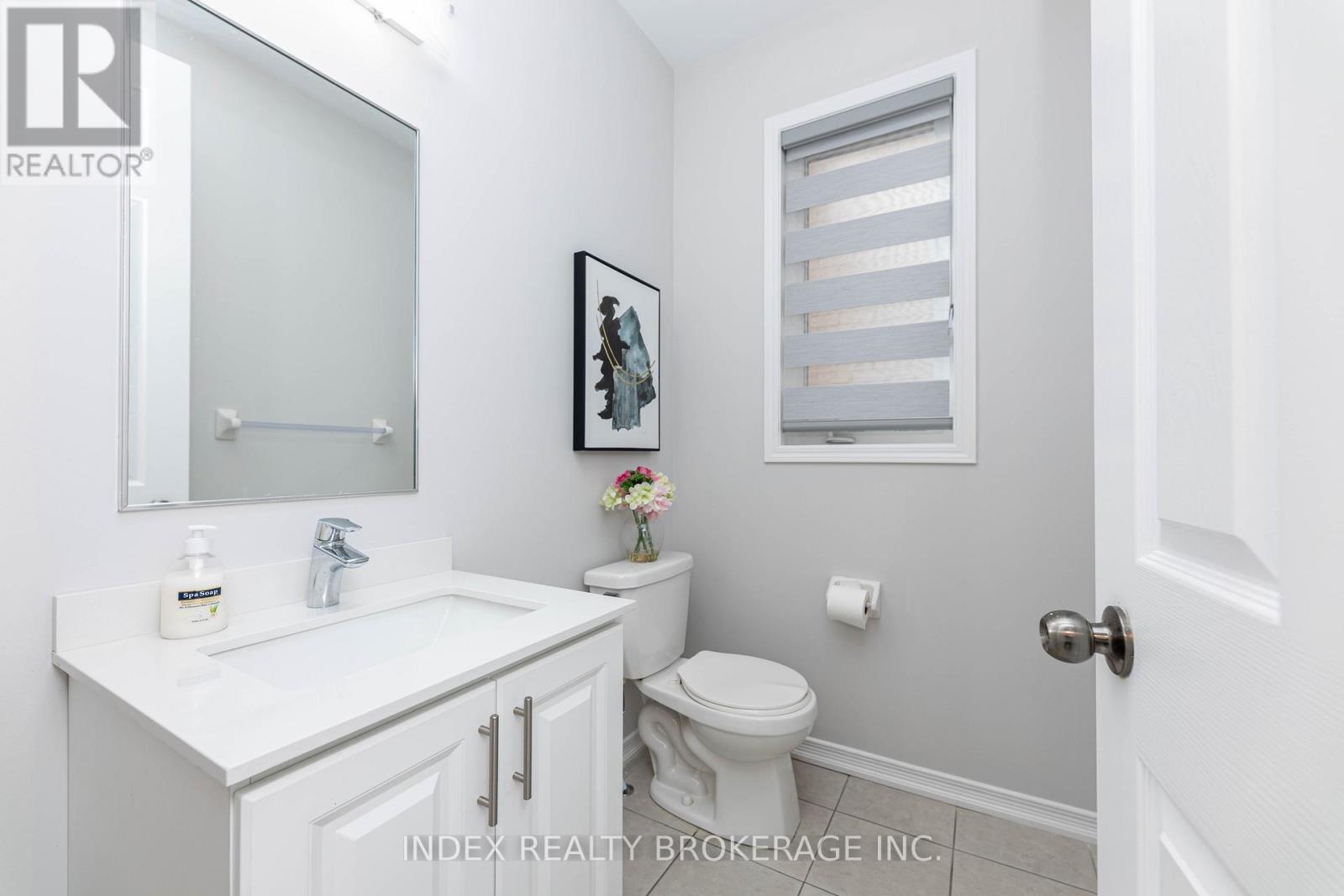 Photo 6 of 7713 Black Maple Drive, Niagara Falls ON