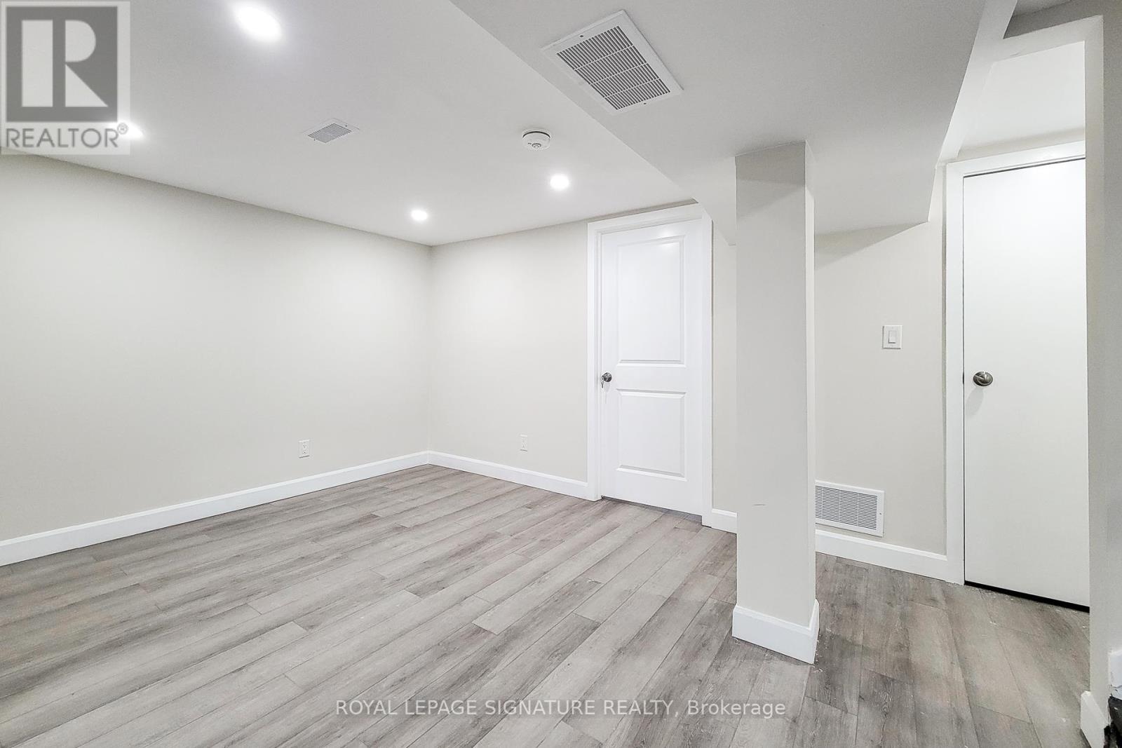 Photo 12 of 81 West 25th Street, Hamilton ON