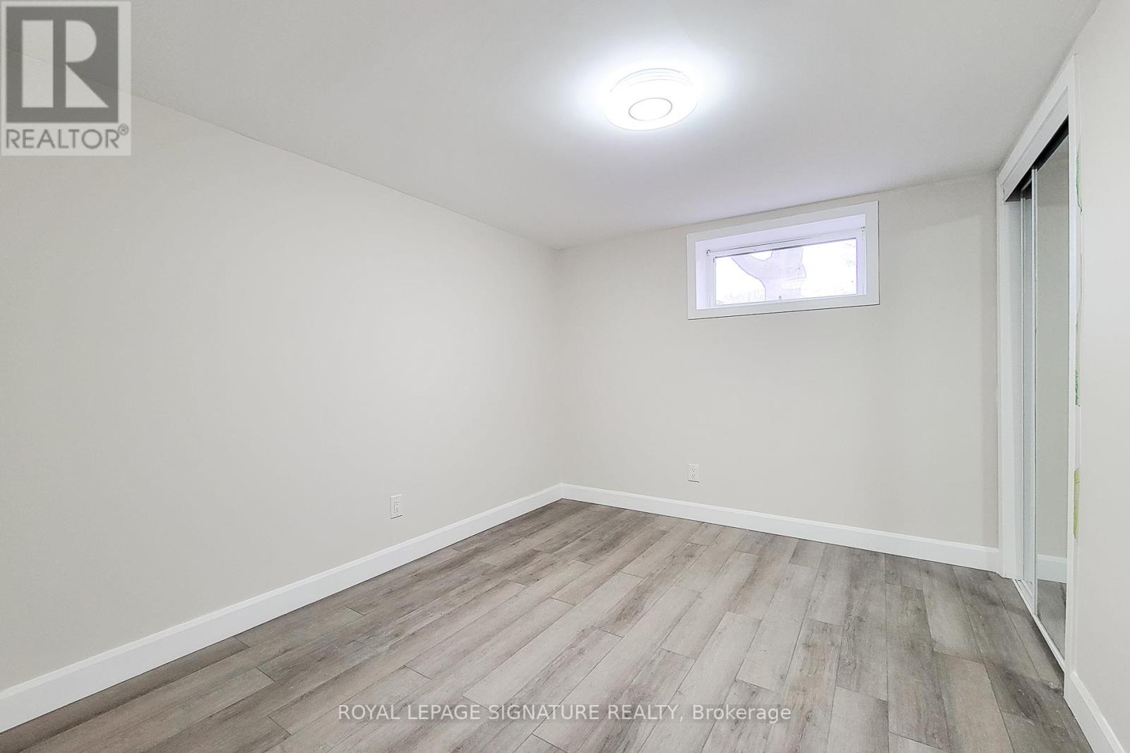Photo 4 of 81 West 25th Street, Hamilton ON