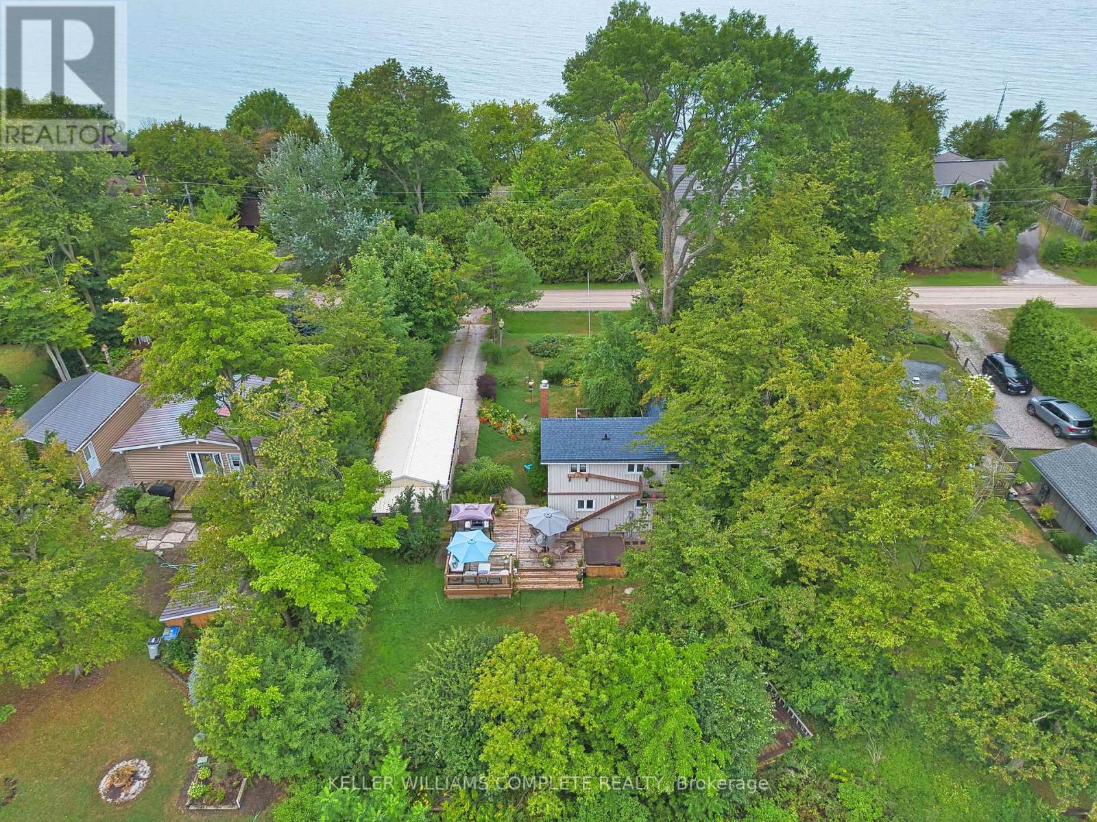Photo 8 of 74434 Woodland Drive, Bluewater ON