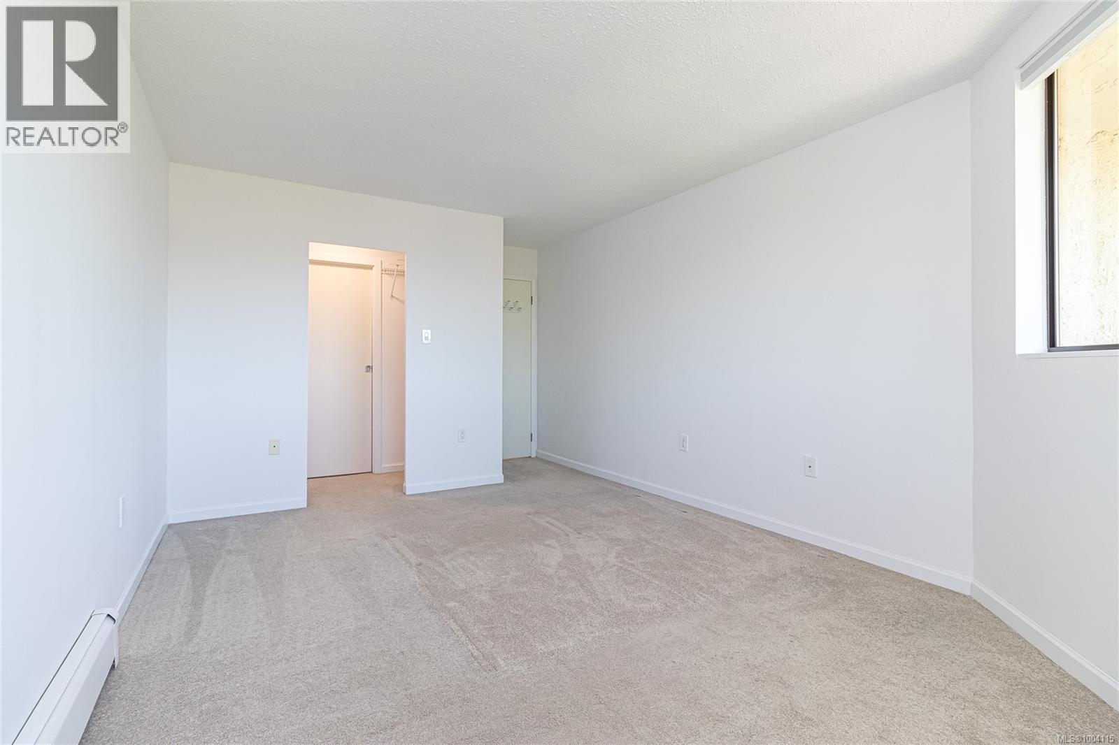 Photo 15 of 511 1745 Leighton Rd, Victoria BC