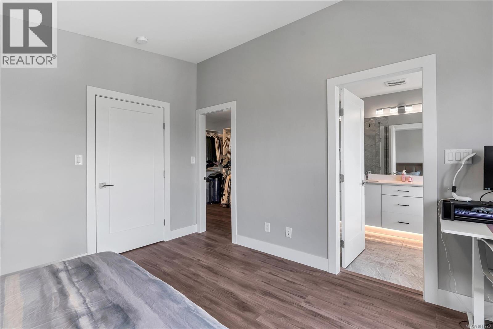929 Peace Keeping Cres, Langford