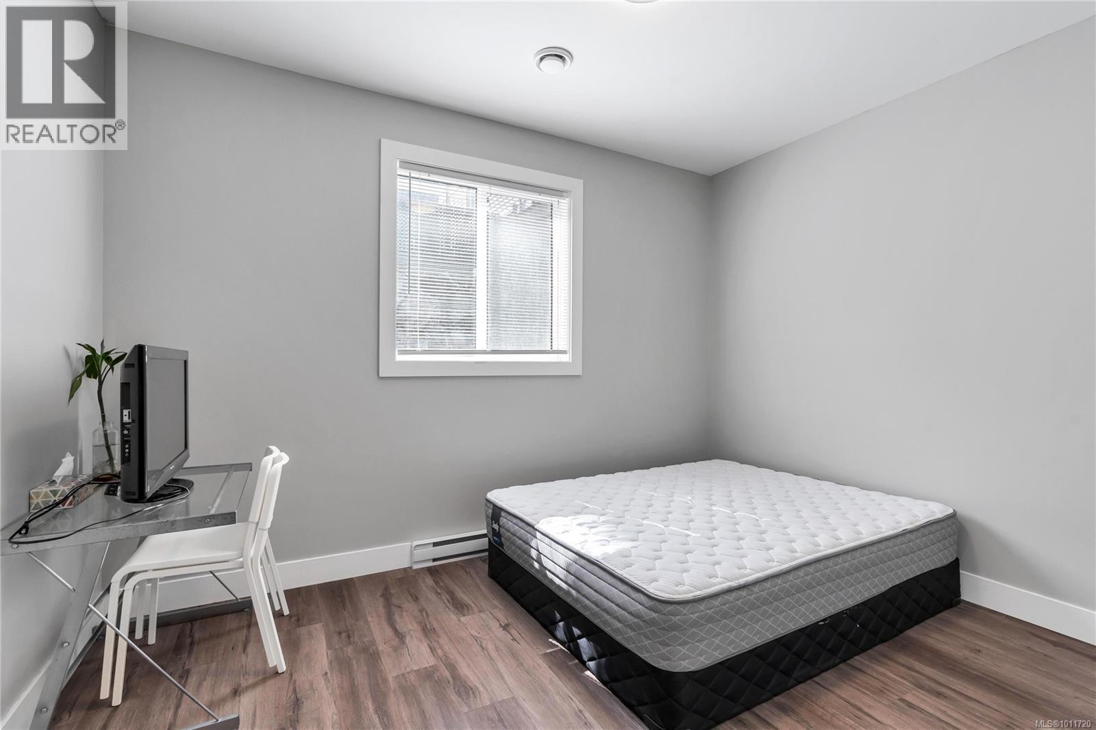 929 Peace Keeping Cres, Langford
