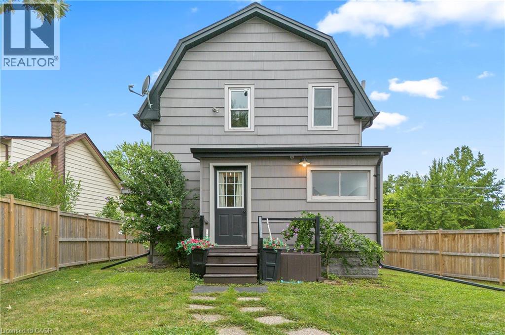 Photo 5 of 4297 East Avenue Unit 1, Beamsville ON