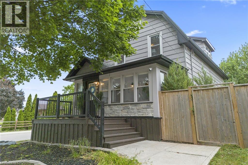 Photo 4 of 4297 East Avenue Unit 1, Beamsville ON