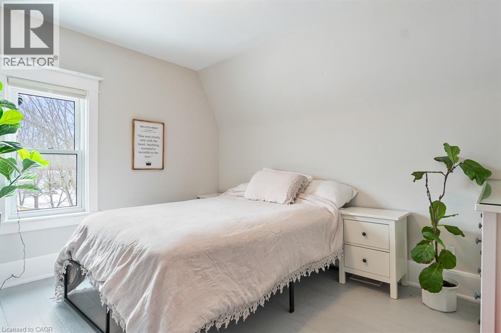 Photo 20 of 4297 East Avenue Unit 1, Beamsville ON