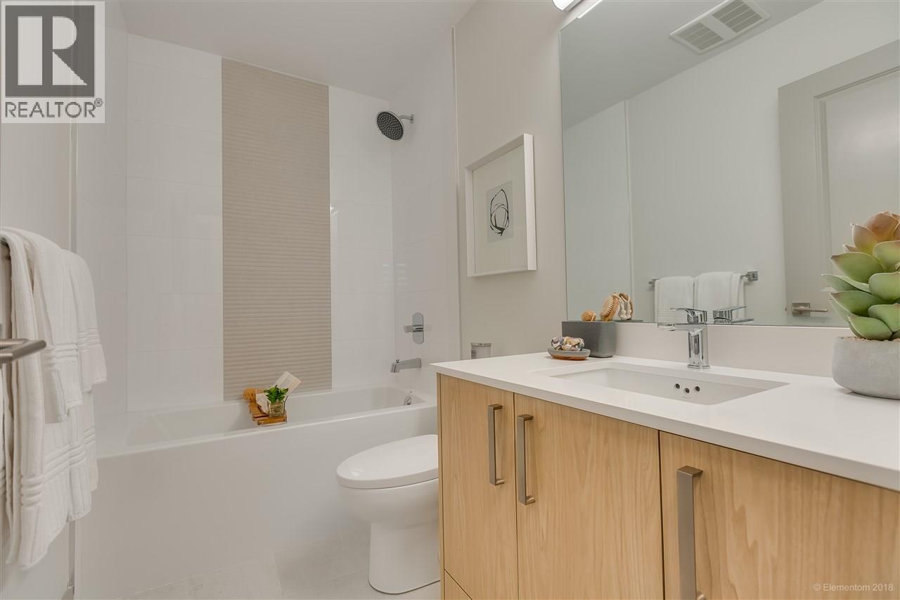 Photo 1 of 201 6968 Royal Oak Avenue, Burnaby BC