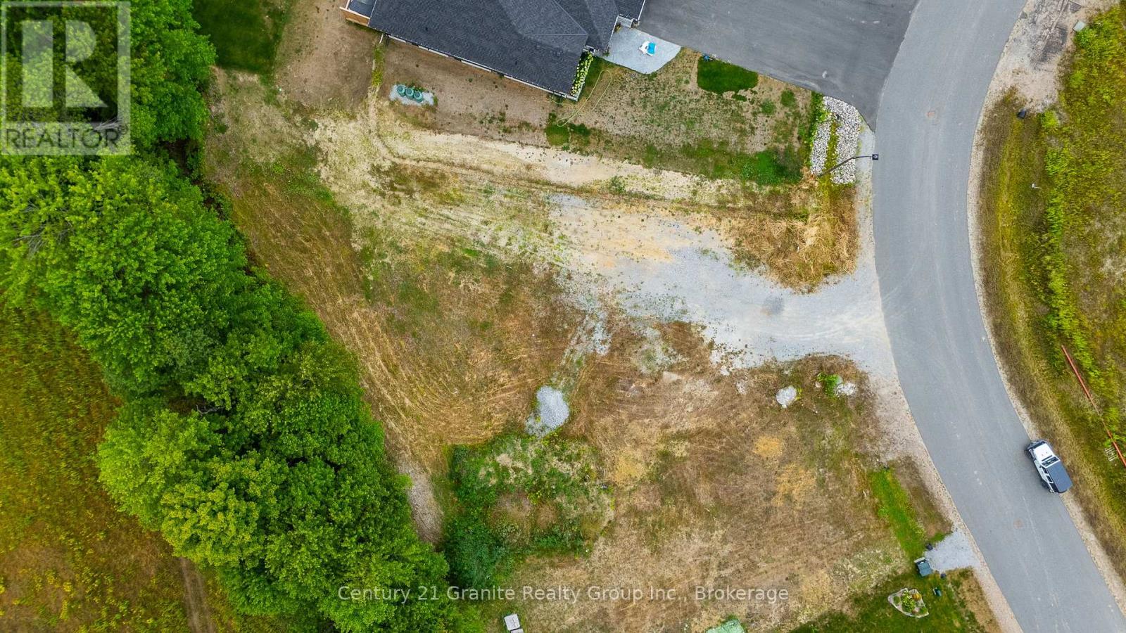 Photo 7 of 52 Windover Drive, Minden Hills ON