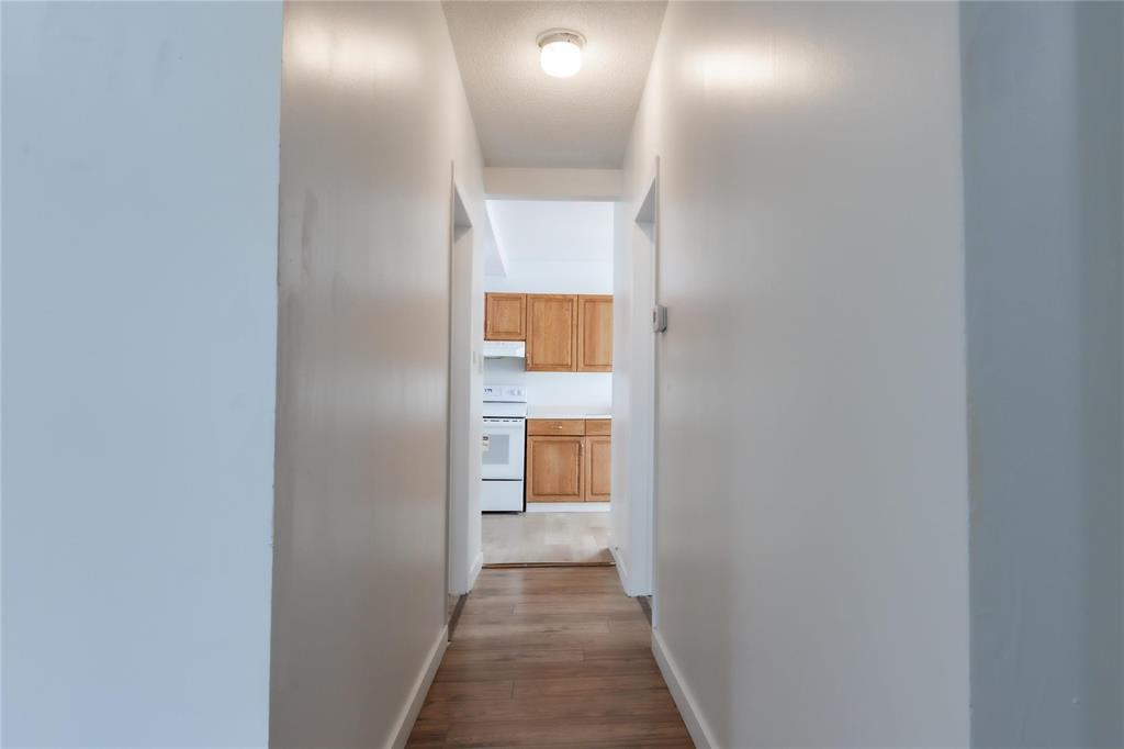 Photo 17 of 165 Hespeler Avenue, Winnipeg MB