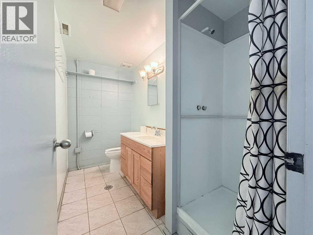 Photo 9 of 9508 110 Street, Grande Prairie AB