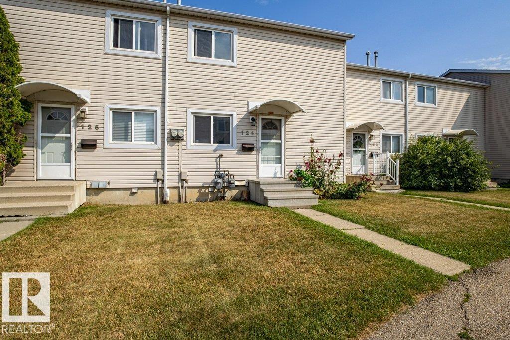 Photo 9 of 124 Centennial Co Nw, Edmonton AB