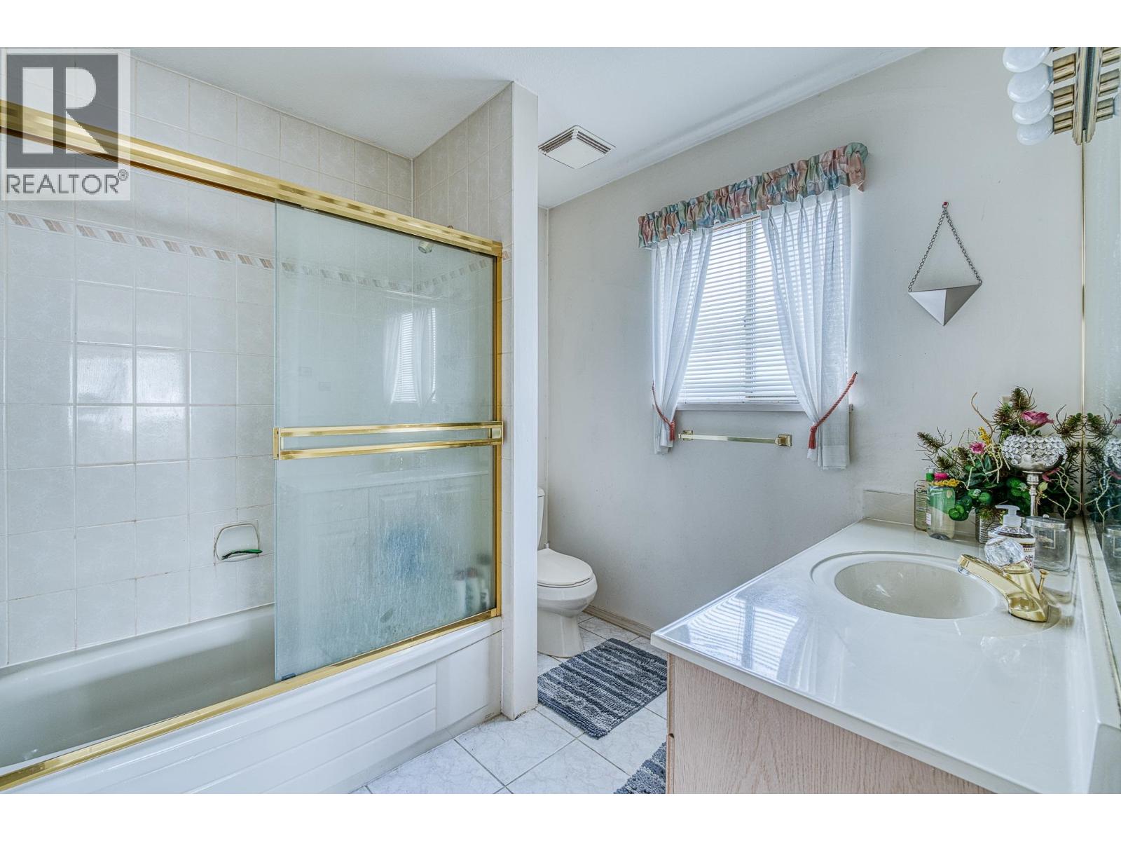 Photo 33 of 5020 Blundell Road, Richmond BC