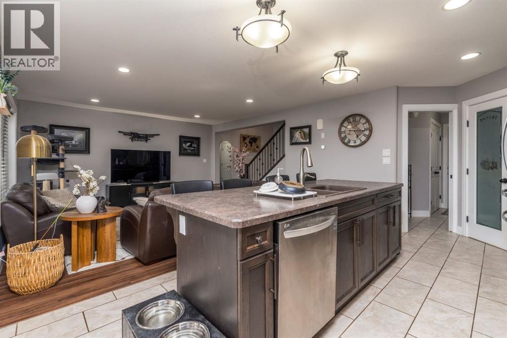 Photo 13 of 4132 34 Street, Lloydminster SK