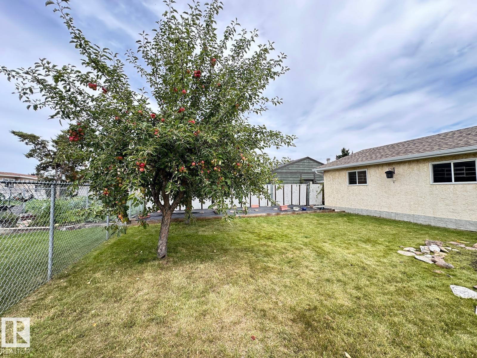 Photo 36 of 4120 135 Av Nw, Edmonton AB