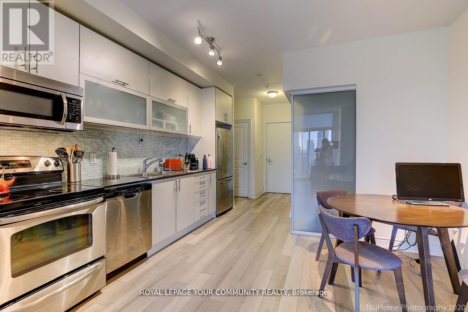 Photo 13 of 3707 28 Ted Rogers Way, Toronto ON