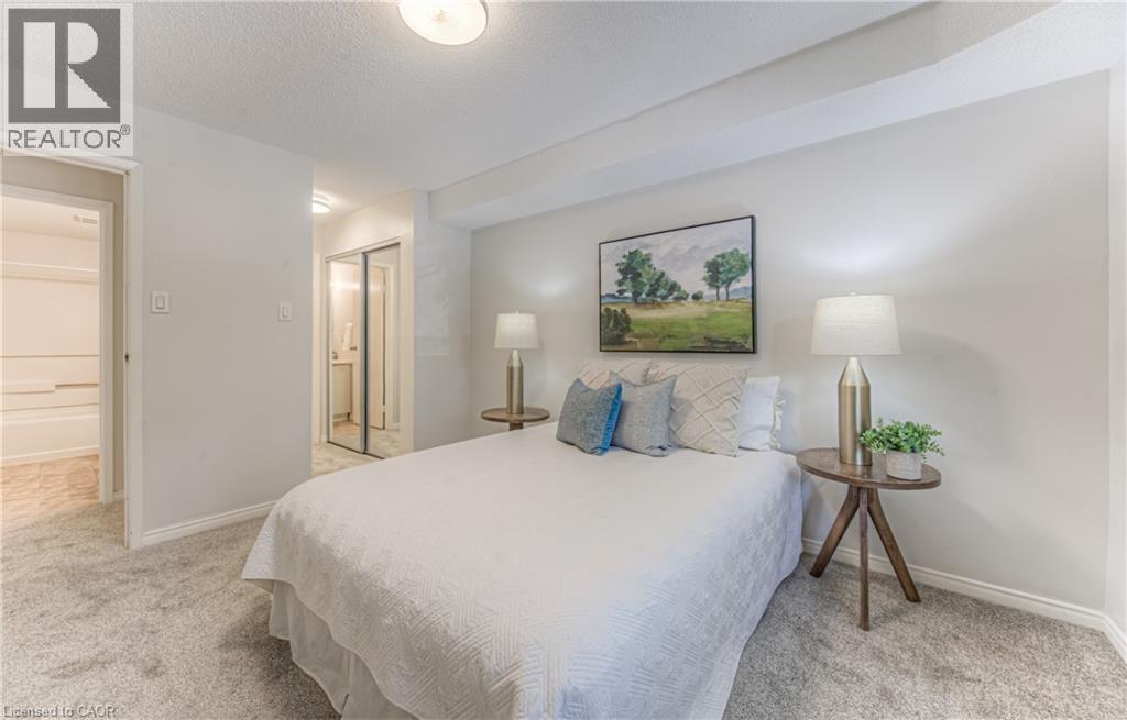 Photo 2 of 15 Hofstetter Avenue Unit 213, Kitchener ON