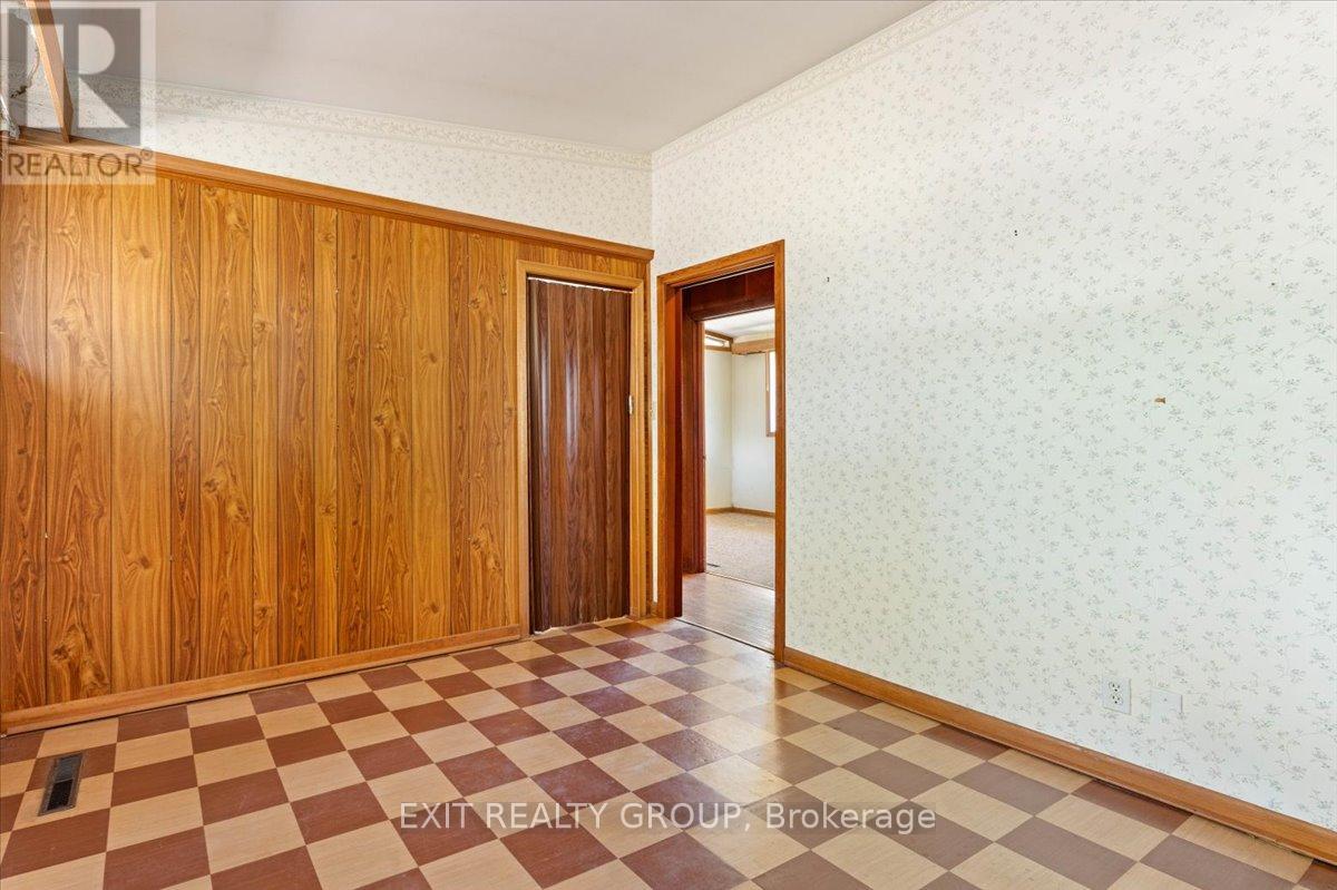 Photo 24 of 22649 Loyalist Parkway, Quinte West ON