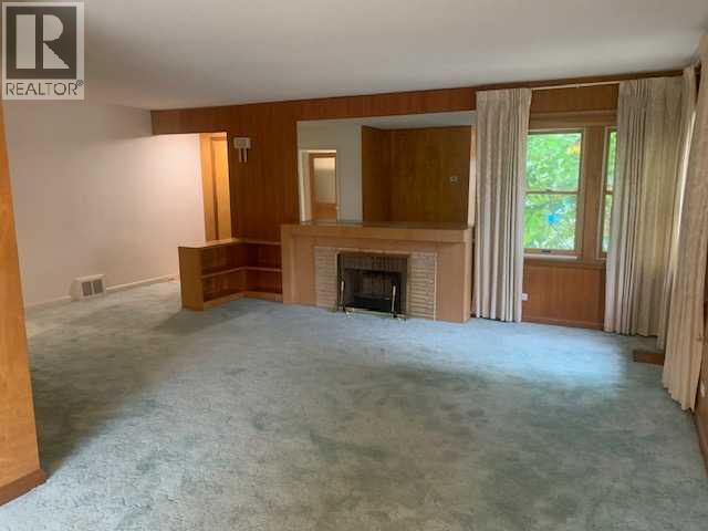 Single Family House for Sale in   Street S Victoria Park Lethbridge 