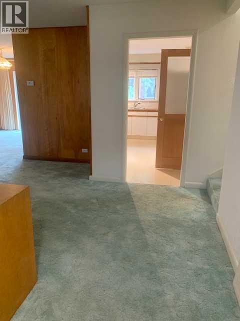 Single Family House for Sale in   Street S Victoria Park Lethbridge 