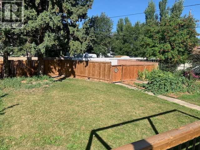 Single Family House for Sale in   Street S Victoria Park Lethbridge 