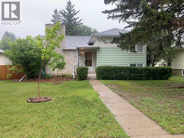 Single Family House for Sale in   Street S Victoria Park Lethbridge 