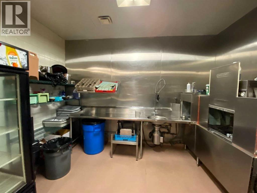 Photo 18 of 5036 46 Avenue, Taber AB