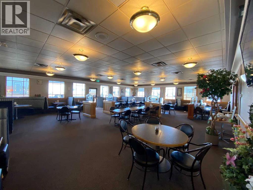 Photo 25 of 5036 46 Avenue, Taber AB