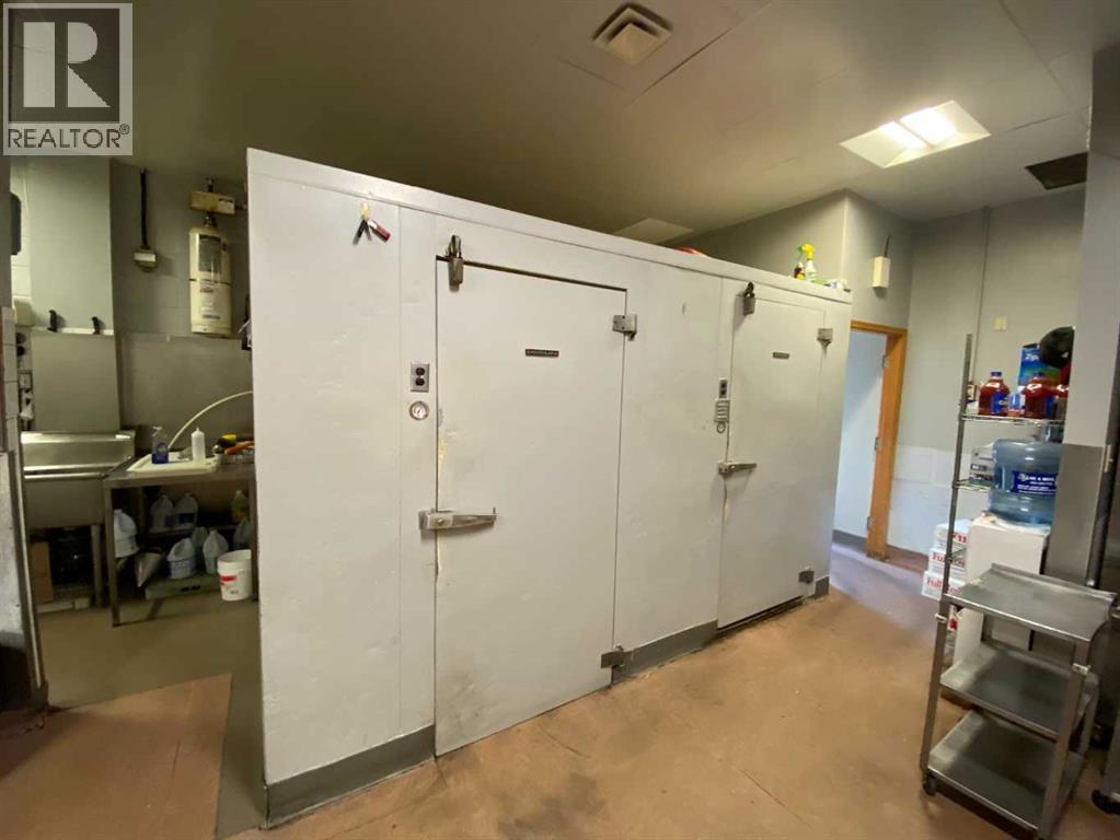 Photo 23 of 5036 46 Avenue, Taber AB