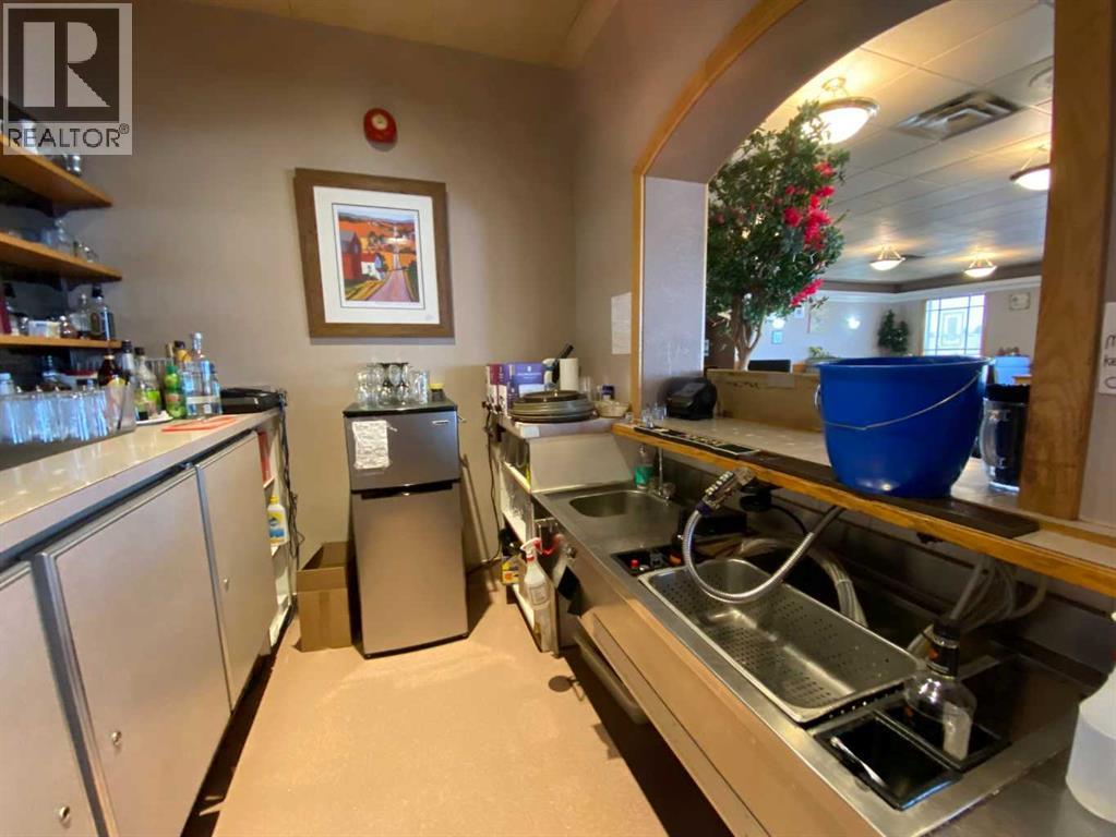 Photo 38 of 5036 46 Avenue, Taber AB