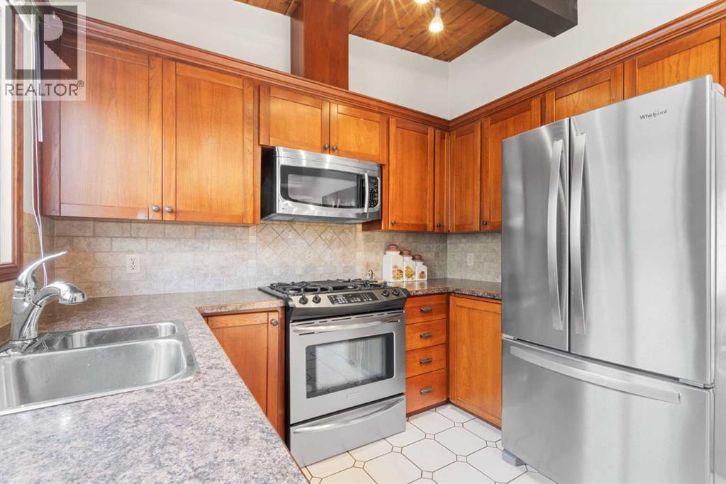 Multi-family House Bungalow for Sale in   Avenue SW Windsor Park Calgary 