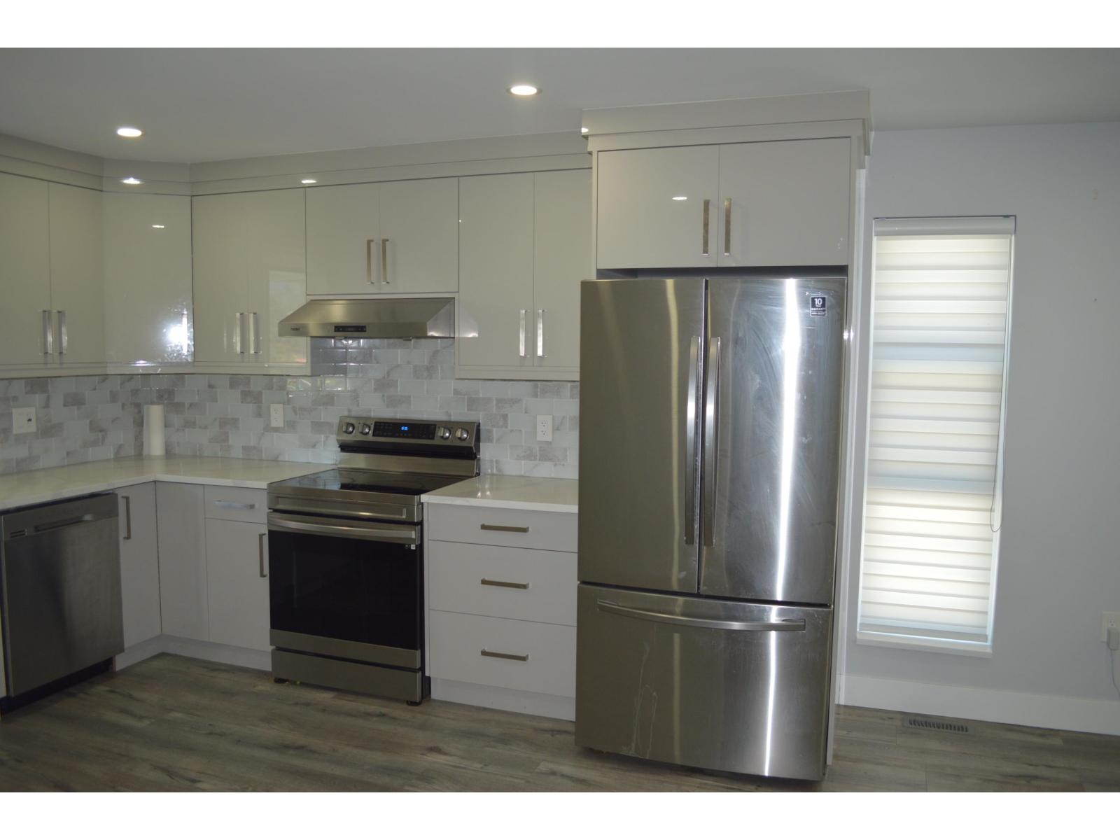 539 DOUGLAS STREET, Hope, Hope