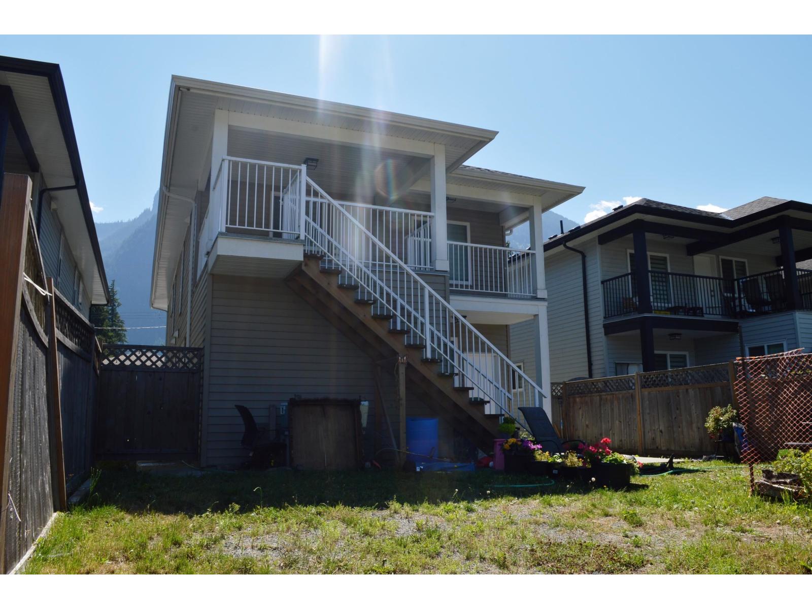 539 DOUGLAS STREET, Hope, Hope