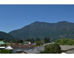 Kitchen - 539 Douglas Street, Hope, Hope, BC V0X1L0 Photo 8